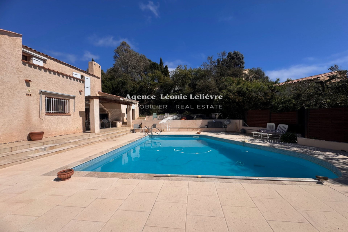 Luxury House for sale in Les Issambres, 850 000 €, Photo 4