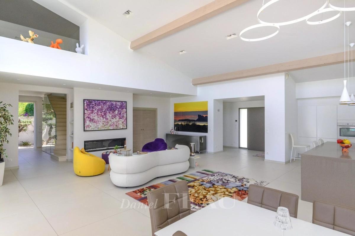 Maison de luxe à vendre à Saint-Cyr-sur-Mer, 2 900 000 €, Photo 7