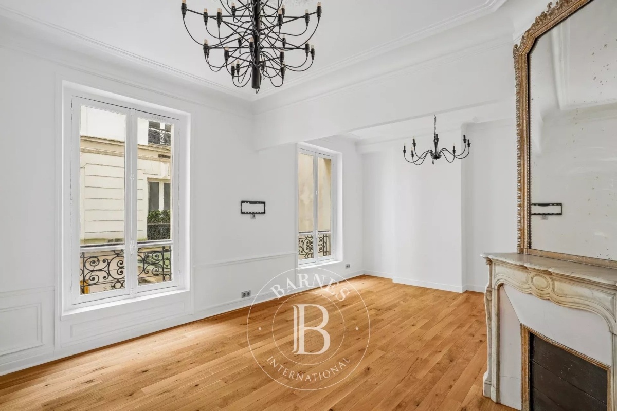 Appartement de luxe à vendre à Paris 7ème, 1 170 000 €, Photo 1