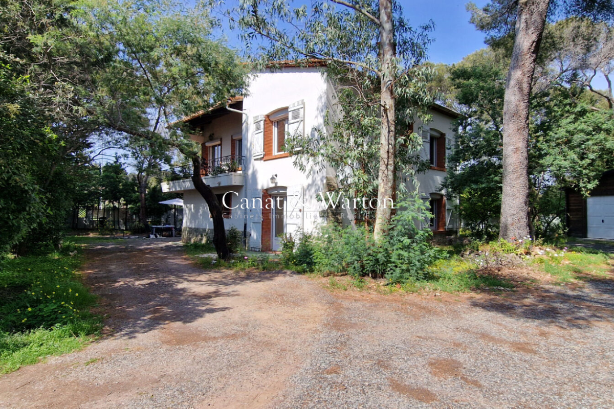 Maison de luxe à vendre à Saint-Raphaël, 790 000 €, Photo 3