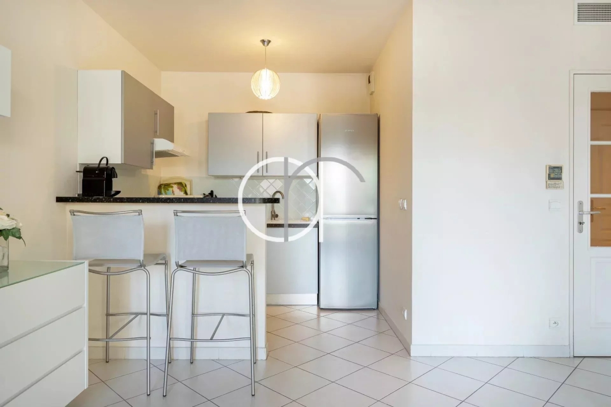 Appartement de luxe à vendre à Cannes, 647 000 €, Photo 3
