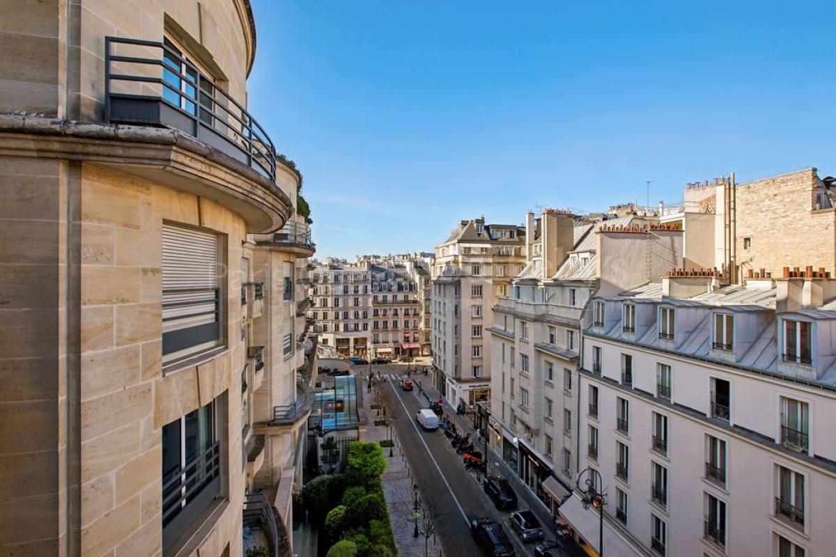 Luxury Apartment for sale in Paris 16ème, 1 395 000 €, Photo 2