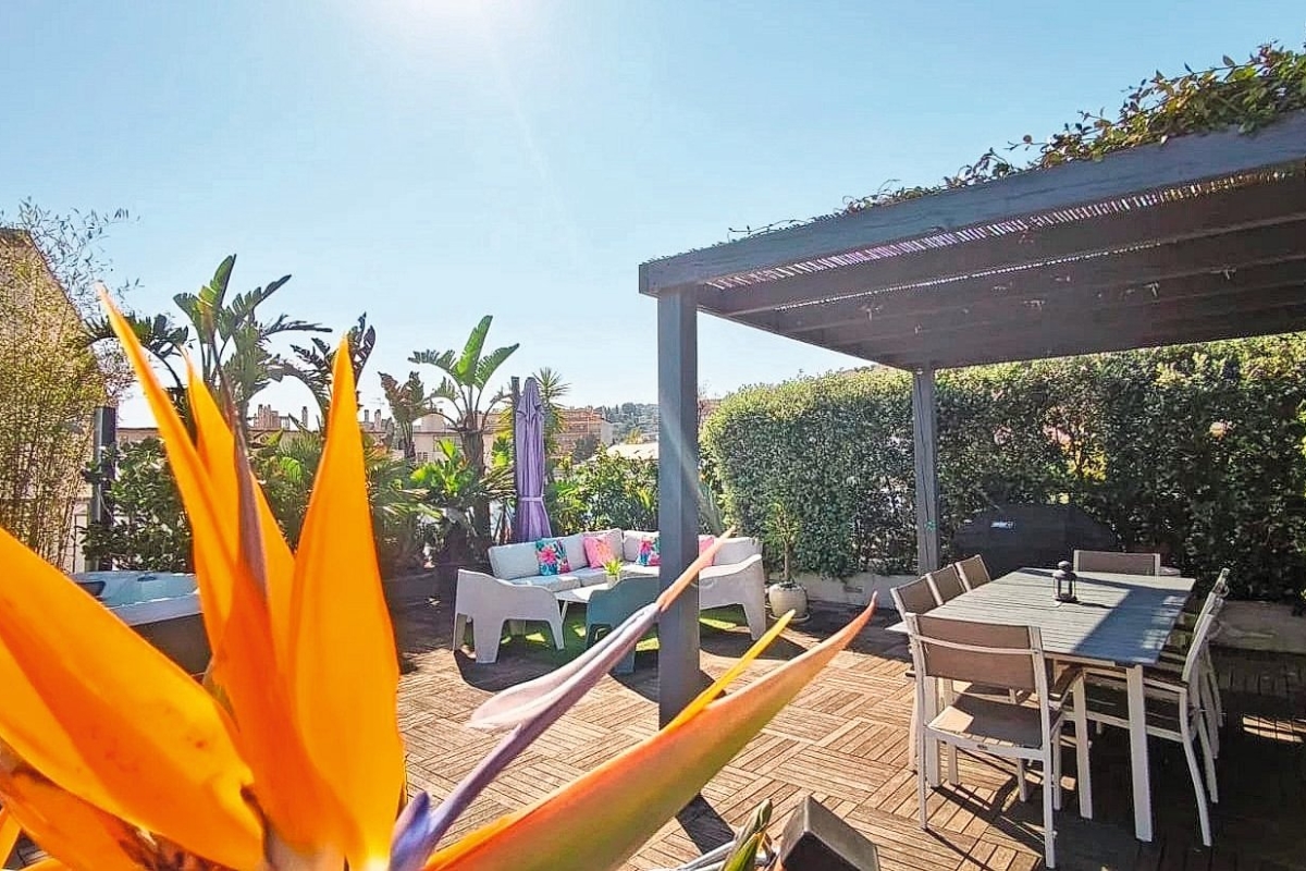 Appartement de luxe à vendre à Roquebrune-Cap-Martin, 950 000 €, Photo 2