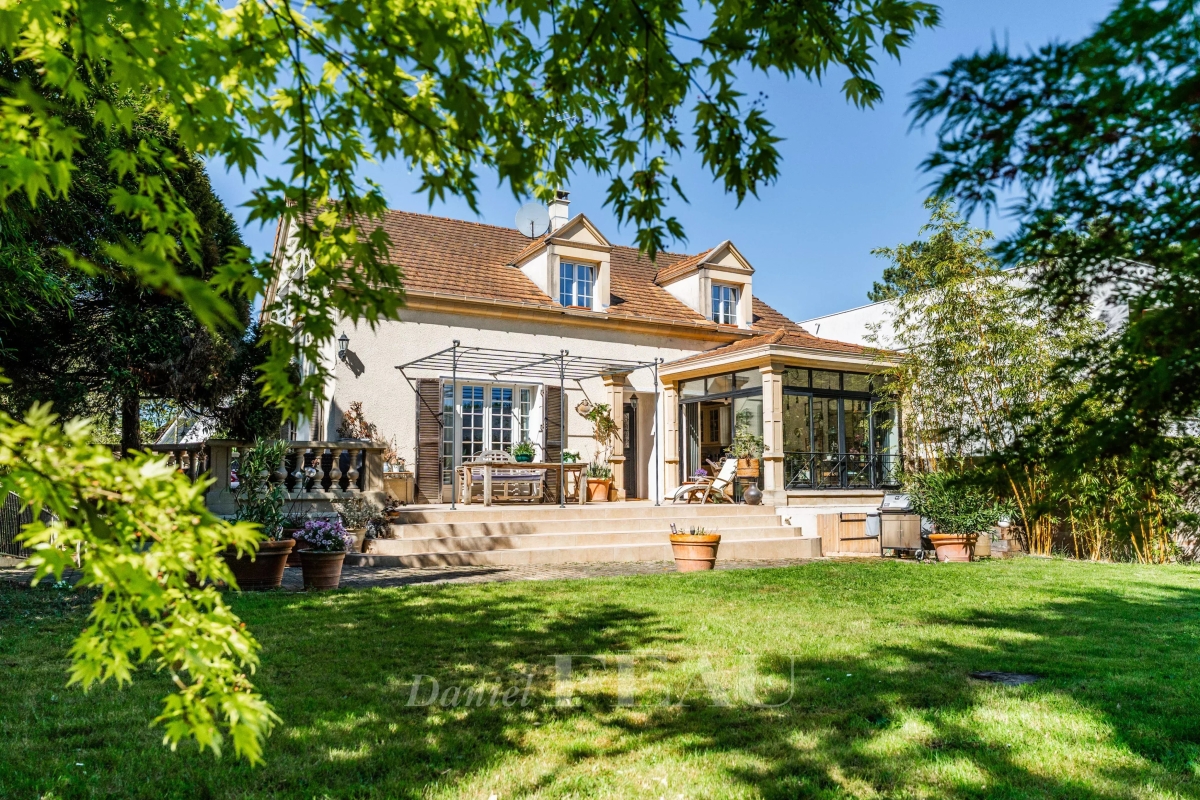Maison de luxe à vendre à Louveciennes, 1 170 000 €, Photo 2