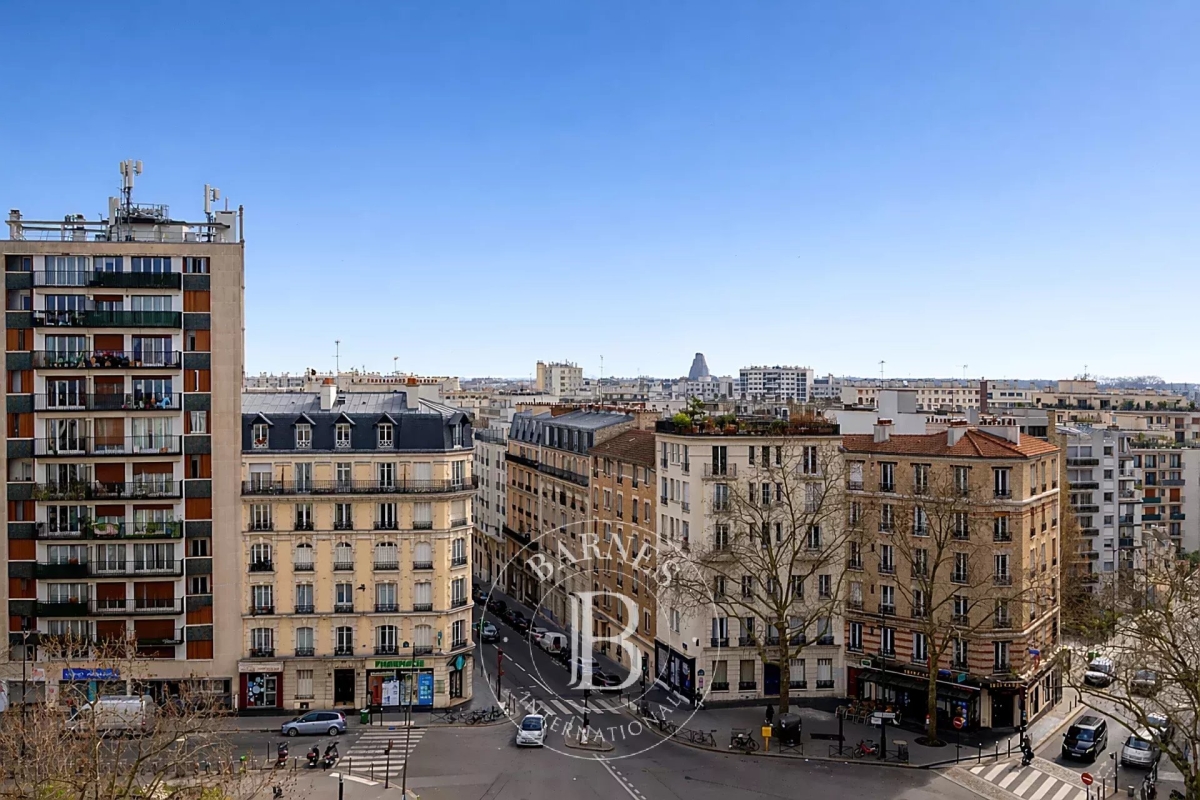 Luxury Apartment for sale in Paris 12Ème, 740 000 €, Photo 2