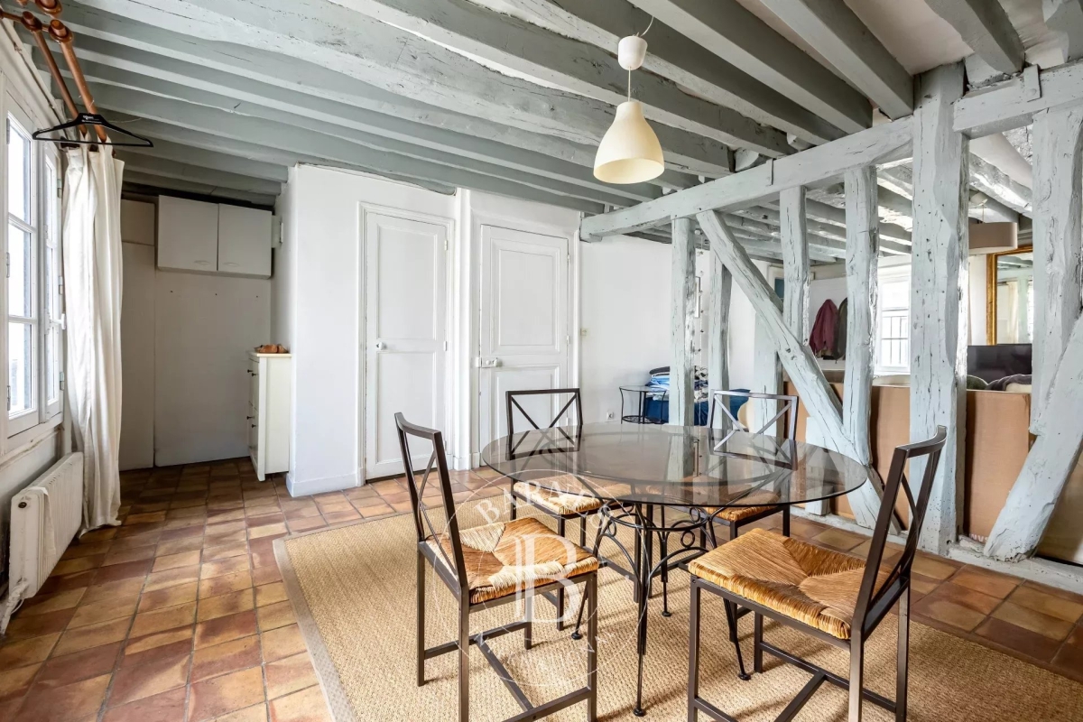 Luxury Apartment for sale in Paris 1Er, 949 000 €, Photo 3