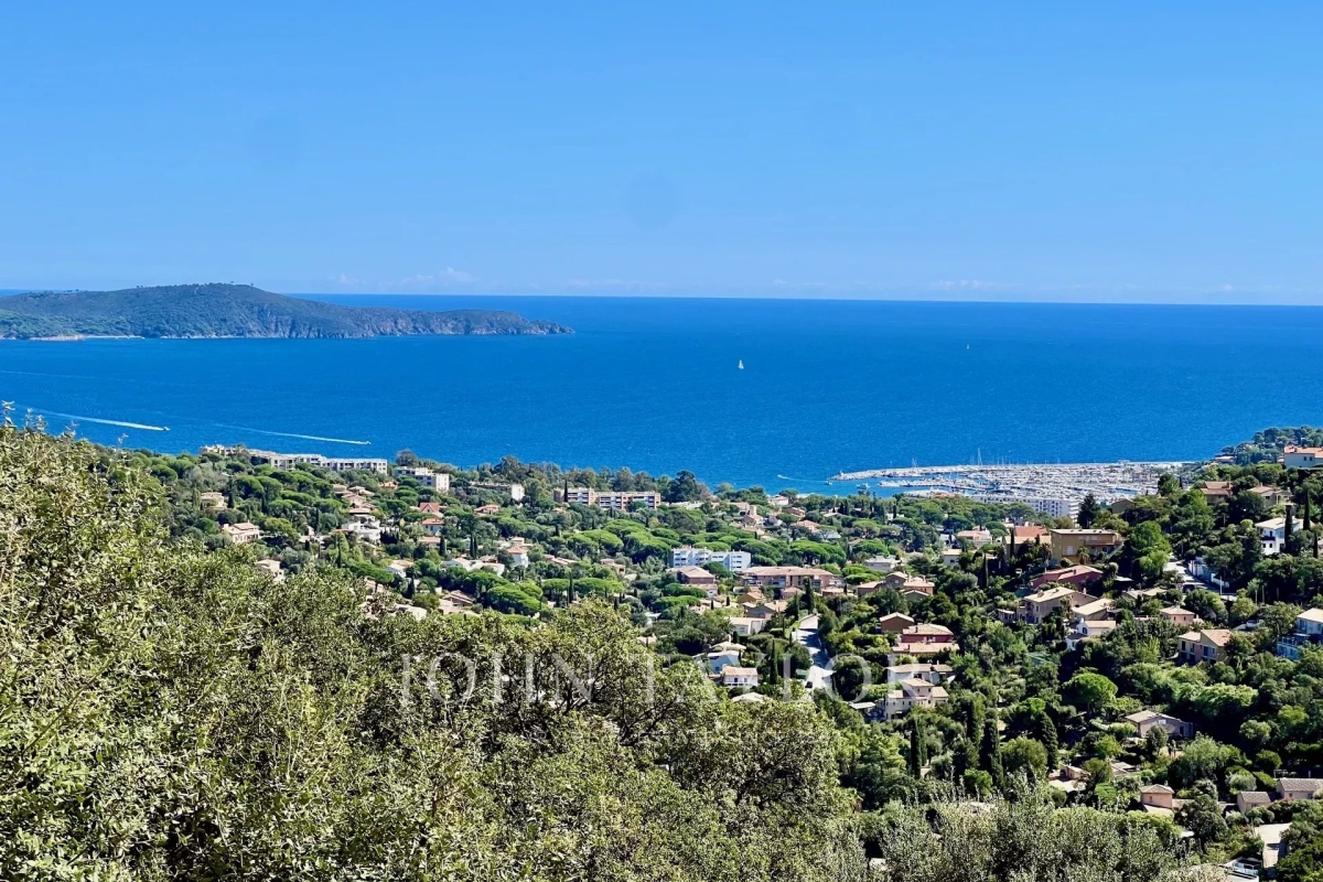 Luxury House for sale in Cavalaire-sur-Mer, 2 490 000 €, Photo 3