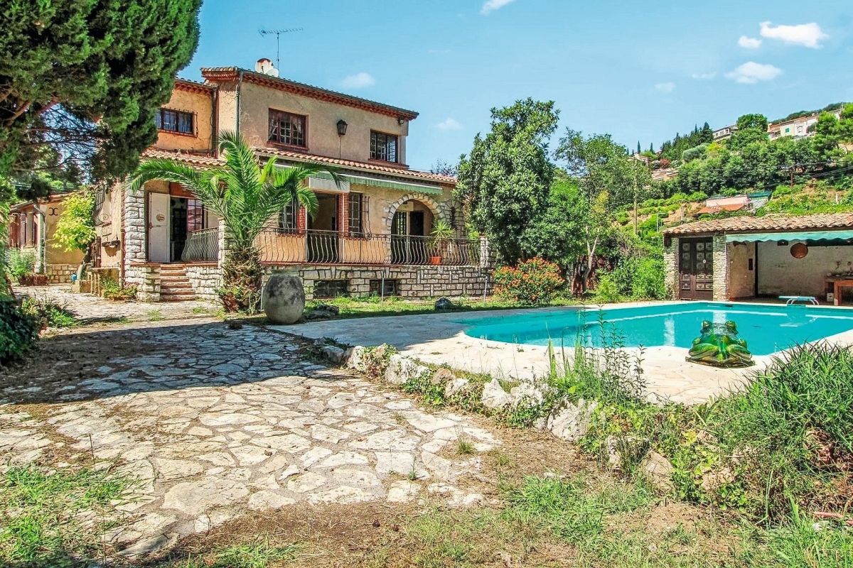 Maison de luxe à vendre à Cagnes-sur-Mer, 1 050 000 €, Photo 1