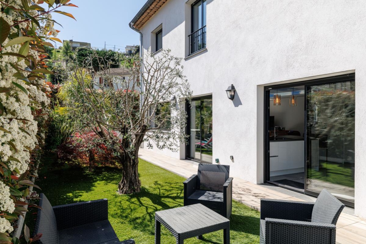 Maison de luxe à vendre à Villeneuve-Loubet, 945 000 €, Photo 2