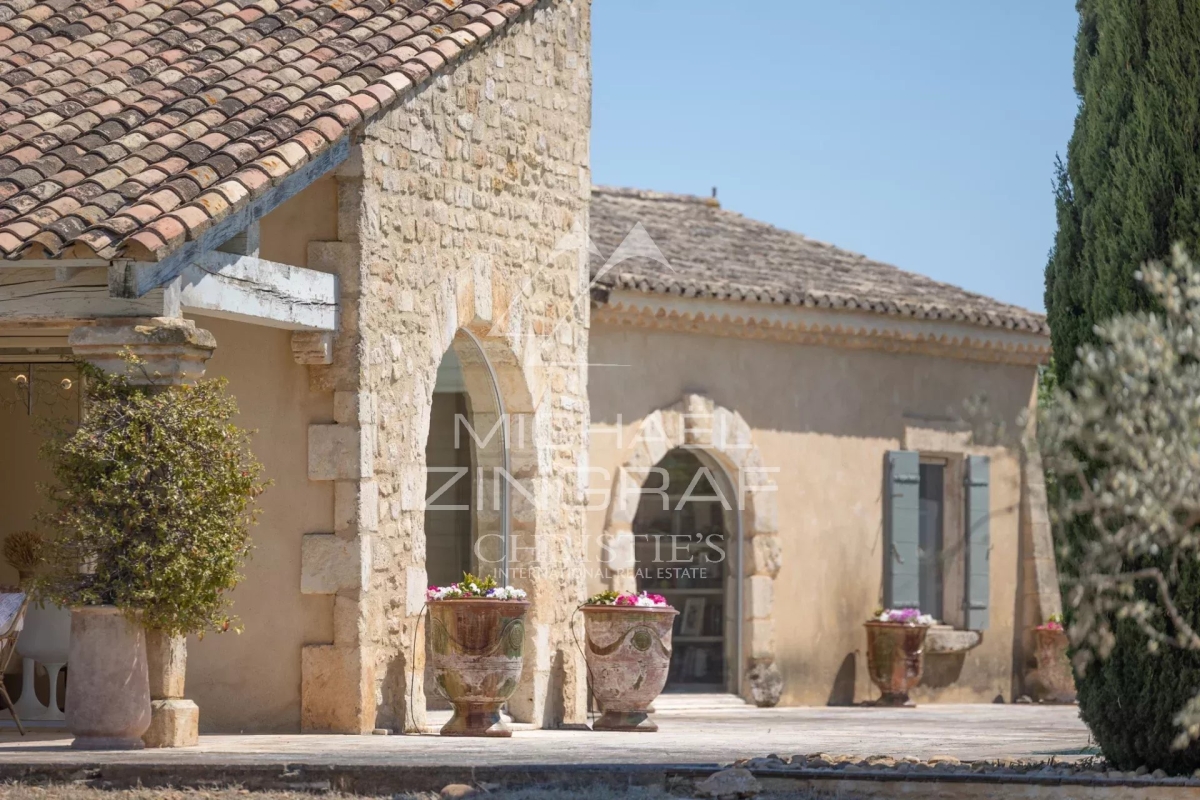 Maison de luxe à vendre à Arles, 2 350 000 €, Photo 4