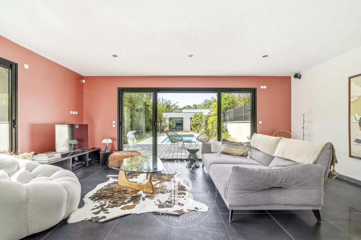 Maison de luxe à vendre à Bordeaux, 999 000 €, Photo 5