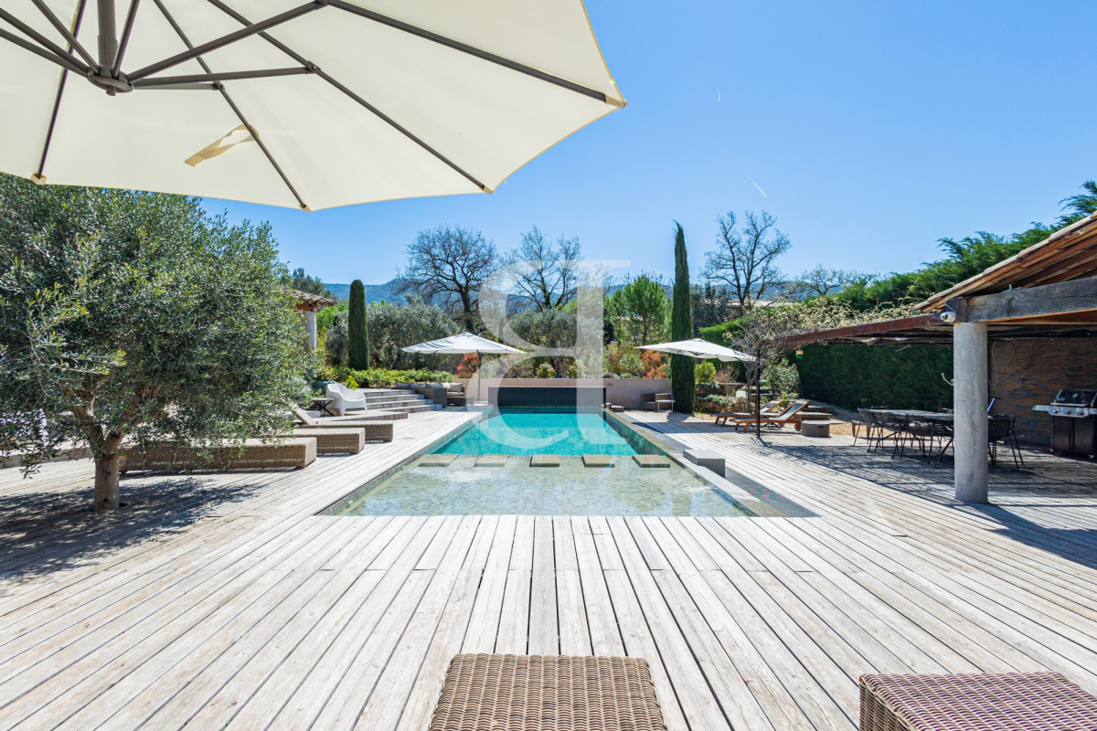 Luxury House for sale in Ménerbes, 2 380 000 €, Photo 2