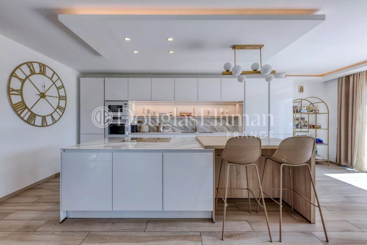 Maison de luxe à vendre à Le Cannet, 699 000 €, Photo 2