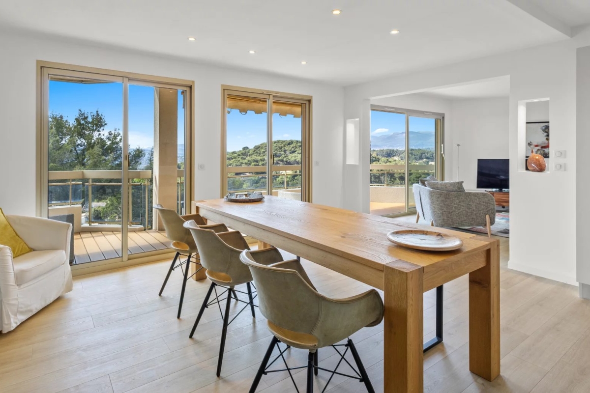 Luxury Apartment for sale in Mougins, 760 000 €, Photo 4