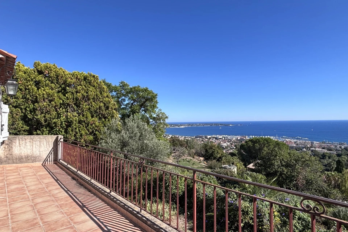 Luxury House for sale in Vallauris, 1 300 000 €, Photo 6
