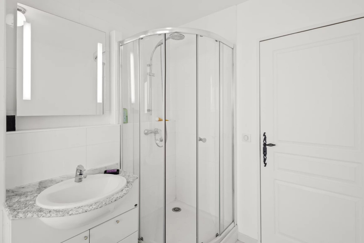 Luxury Apartment for sale in Mougins, 760 000 €, Photo 7