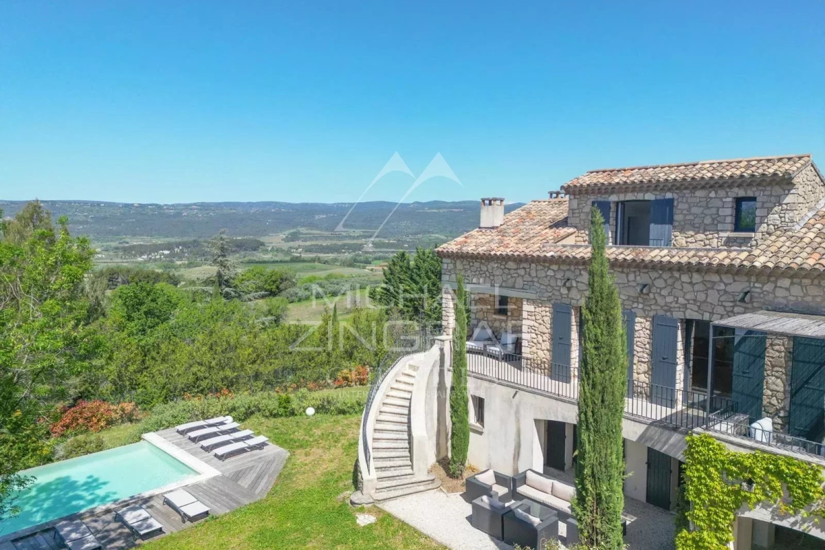 Luxury House for sale in Roussillon, 1 395 000 €, Photo 1