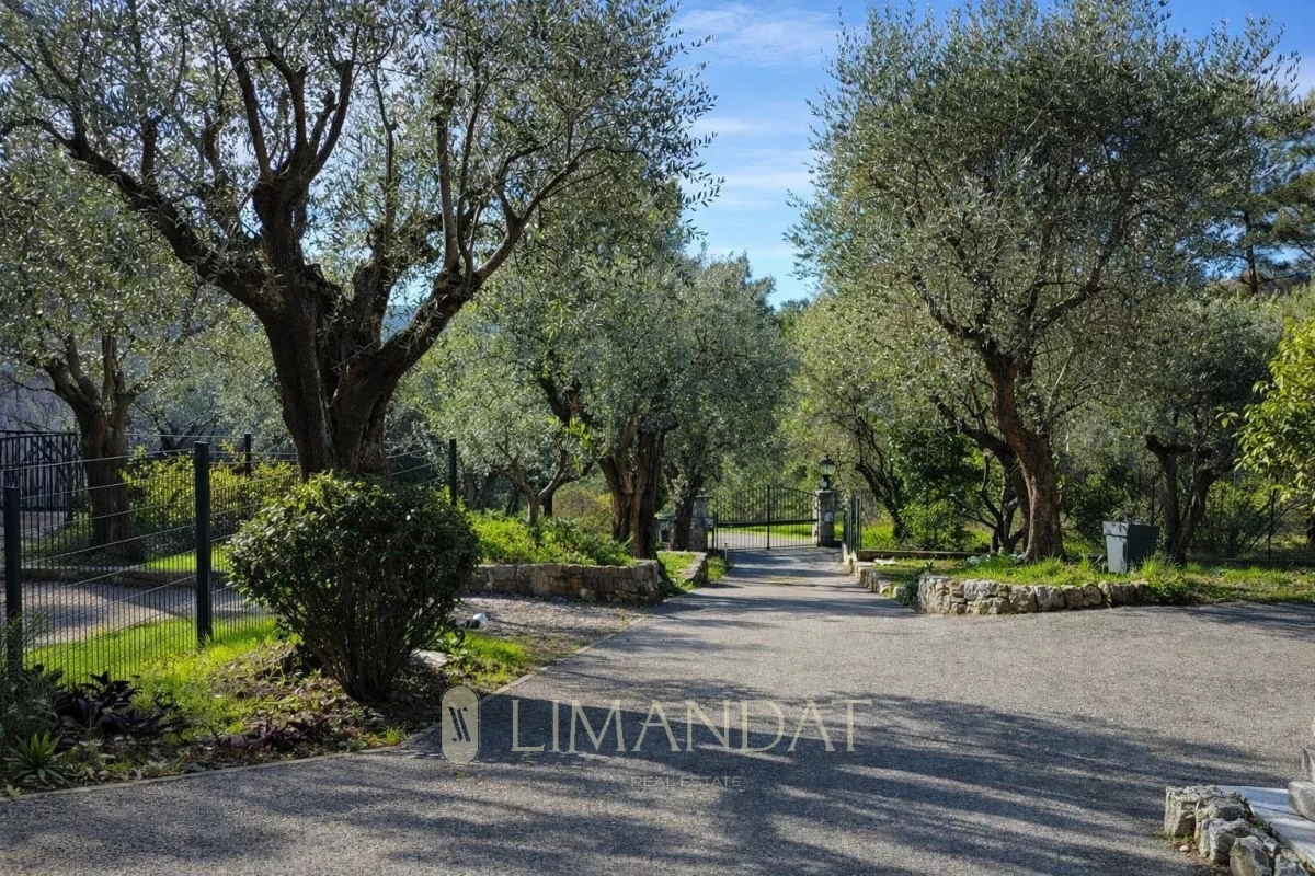 Maison de luxe à vendre à Mougins, 1 280 000 €, Photo 4
