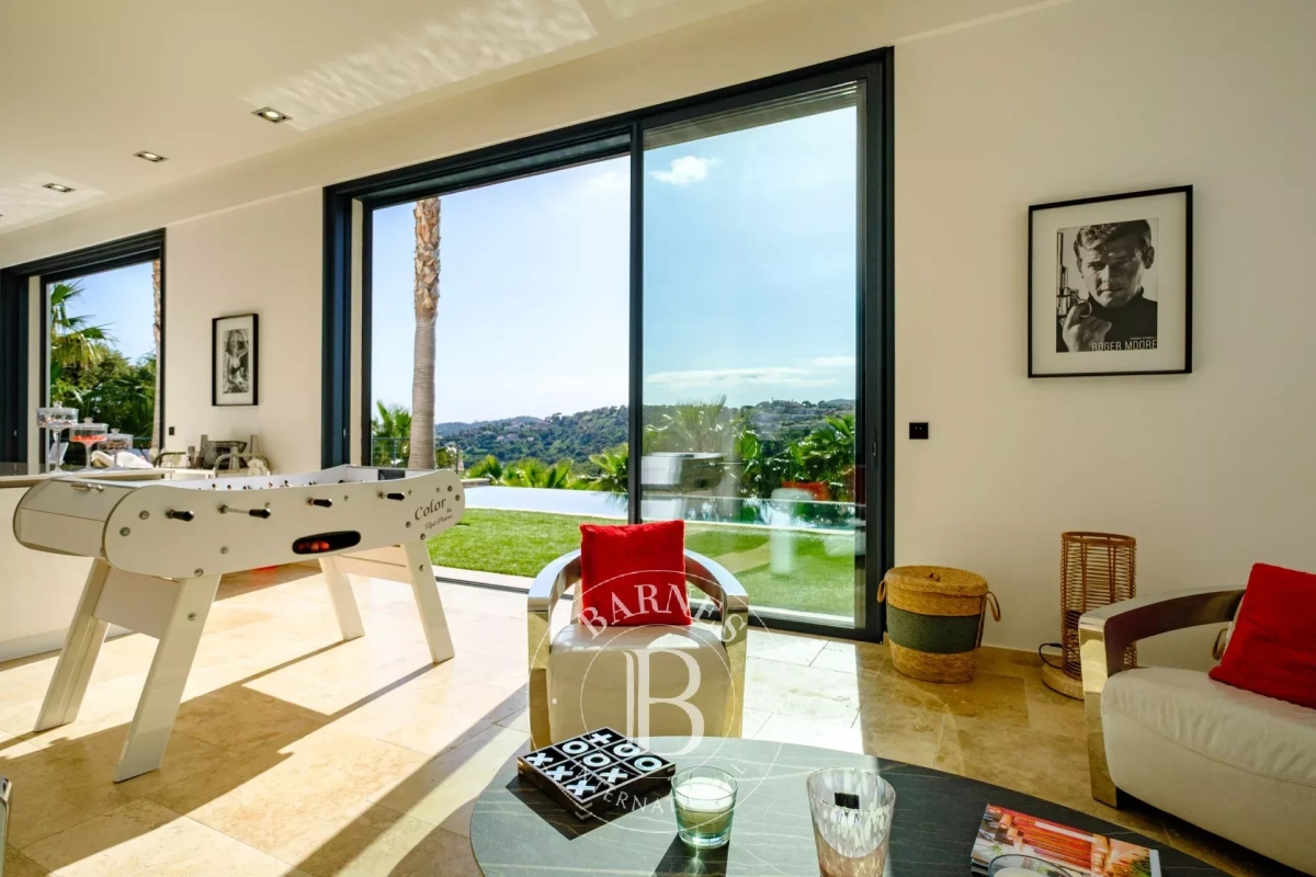 Luxury Apartment for sale in Les Issambres, 2 650 000 €, Photo 5