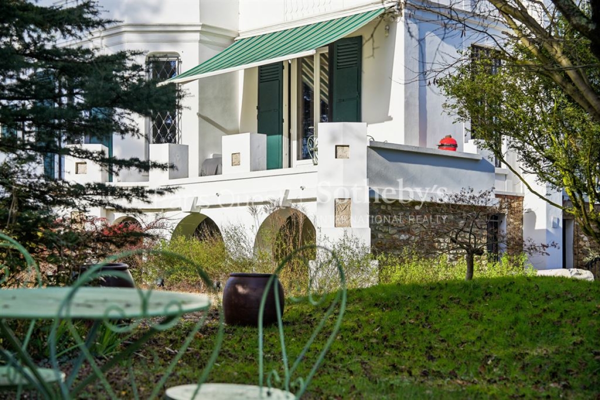 Luxury House for sale in Montmorency, 1 750 000 €, Photo 1