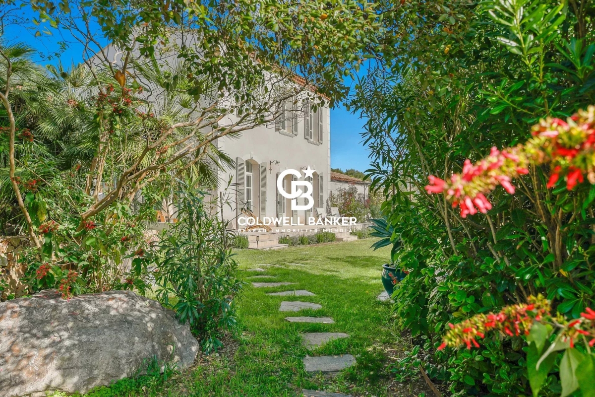 Maison de luxe à vendre à Carqueiranne, 1 842 000 €, Photo 1
