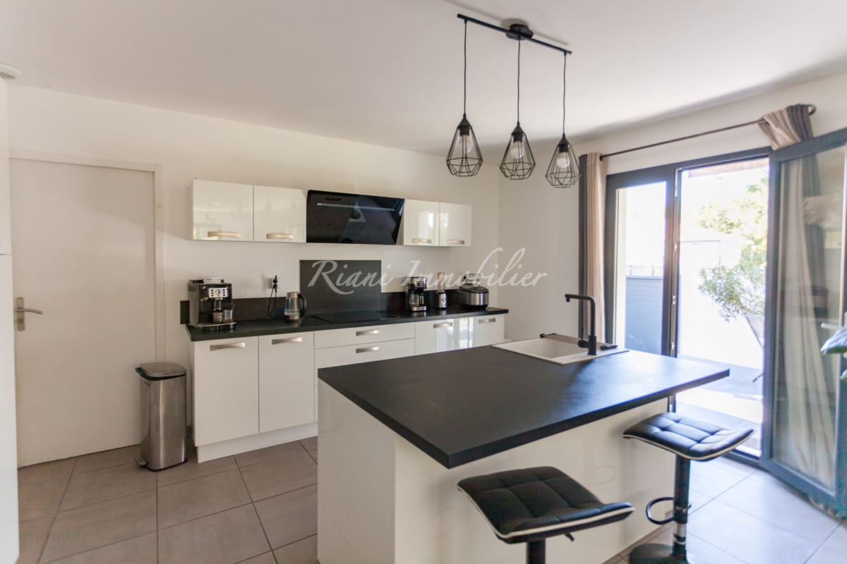 Maison de luxe à vendre à L Isle-sur-La-Sorgue, 493 000 €, Photo 7