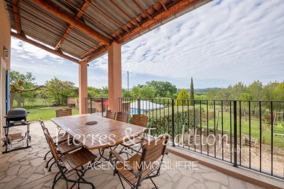 Luxury House for sale in Villars, 774 000 €, Photo 2