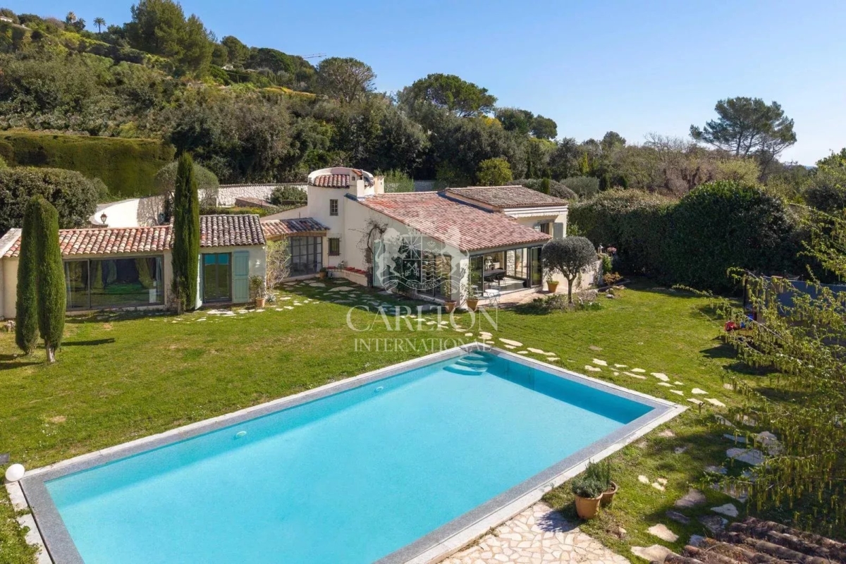 Luxury House for sale in Saint-Paul-de-Vence, 2 500 000 €, Photo 1