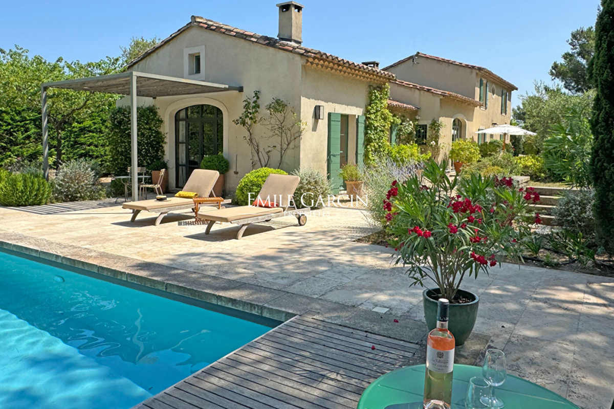 Luxury House for sale in Eygalières, 2 350 000 €, Photo 2