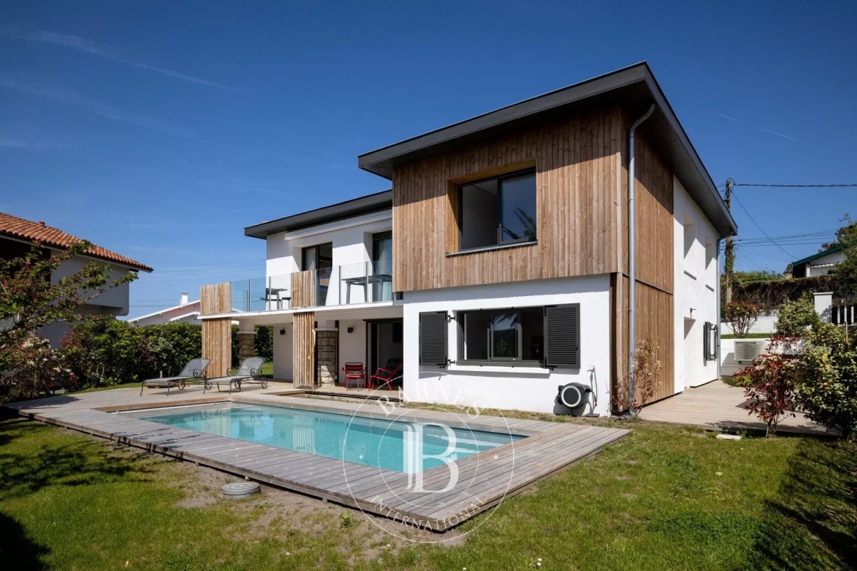 Luxury House for sale in Biarritz, 2 495 000 €, Photo 2