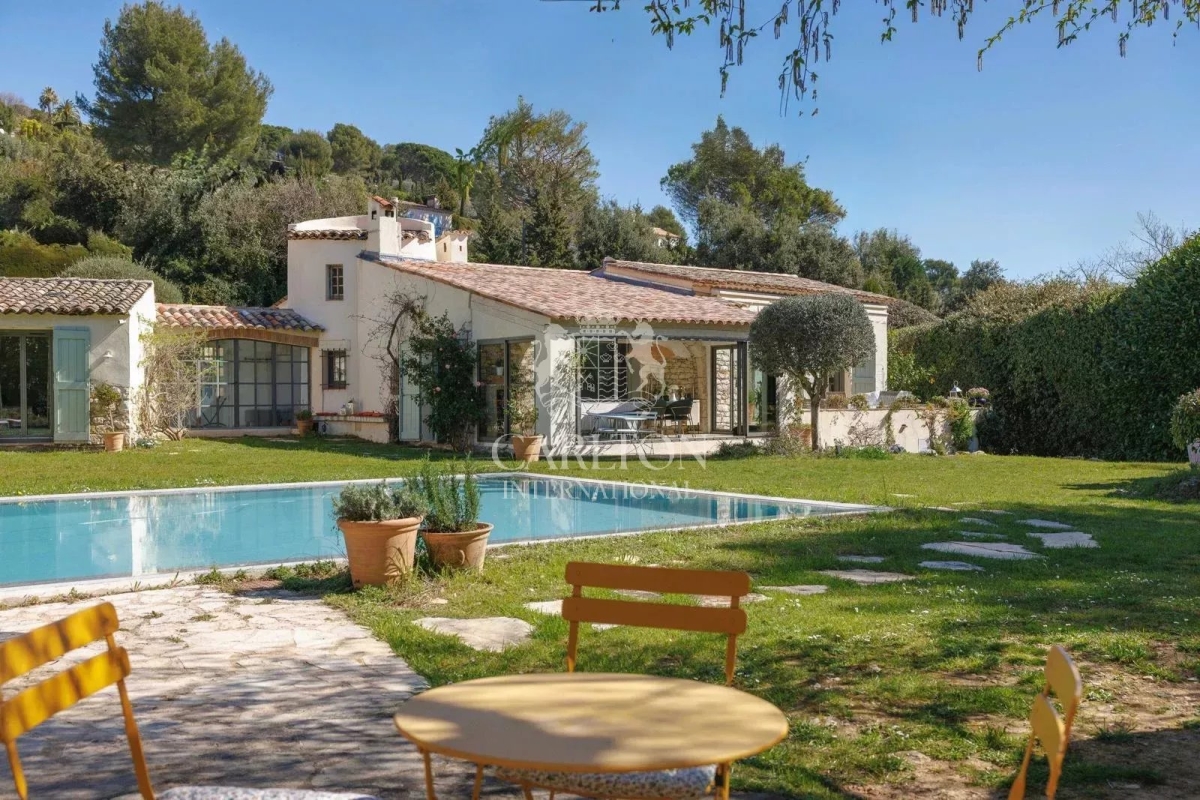 Luxury House for sale in Saint-Paul-de-Vence, 2 500 000 €, Photo 2