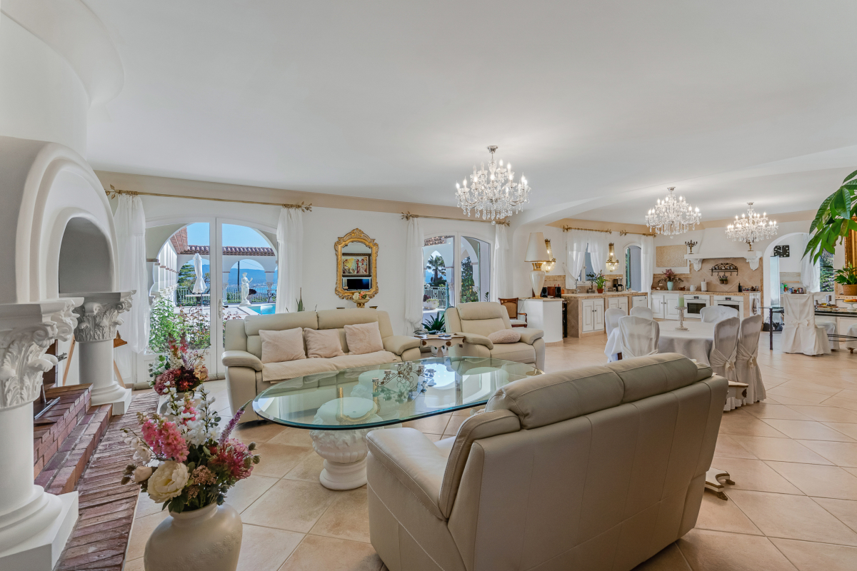 Maison de luxe à vendre à Roquebrune-sur-Argens, 2 590 000 €, Photo 3