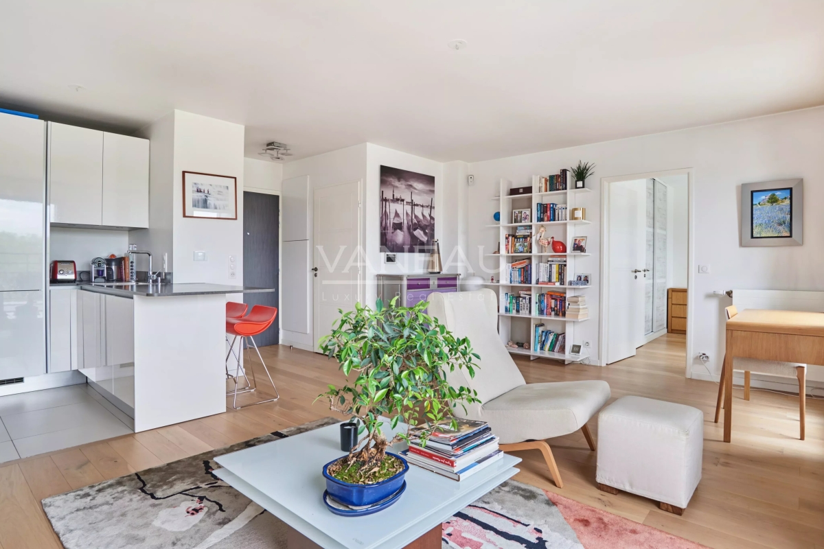 Luxury Apartment for sale in Paris 14Ème, 738 000 €, Photo 3