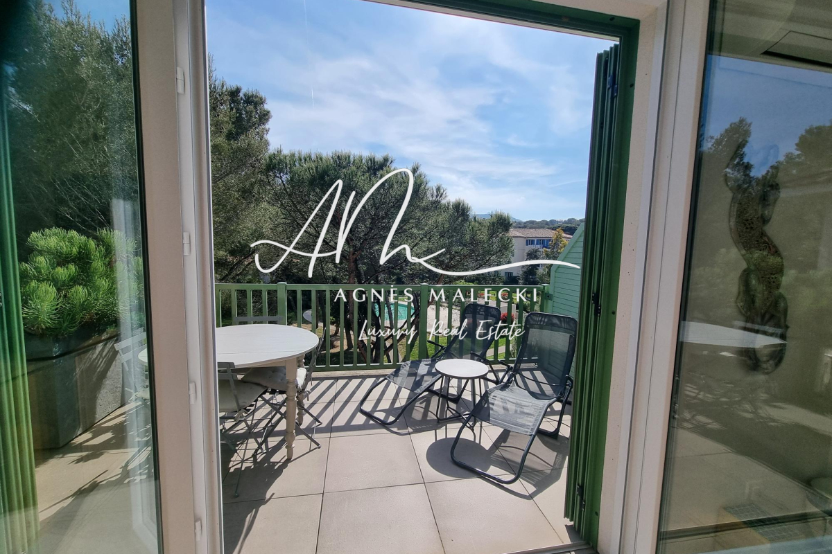 Luxury Apartment for sale in Cavalaire-sur-Mer, 504 000 €, Photo 4