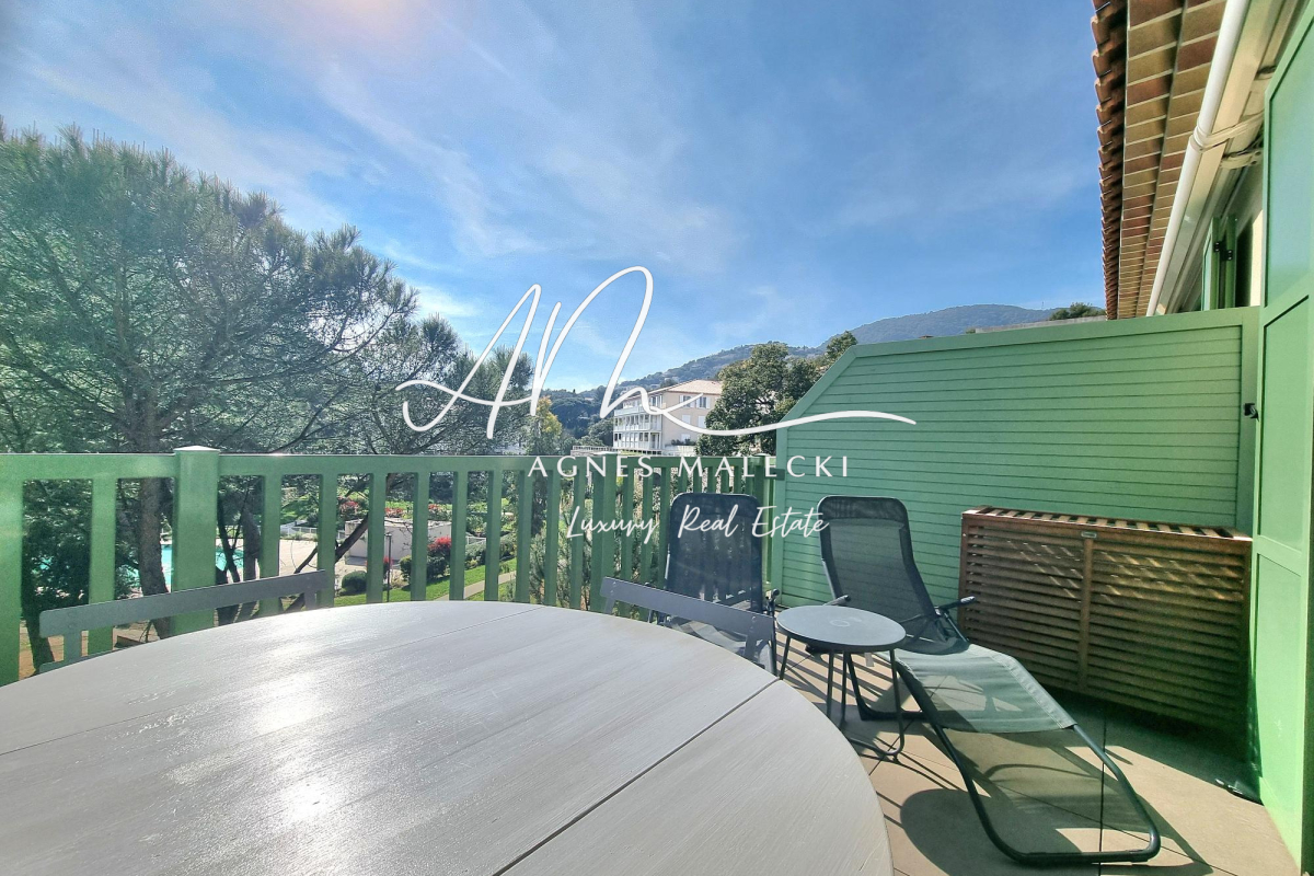 Luxury Apartment for sale in Cavalaire-sur-Mer, 504 000 €, Photo 6