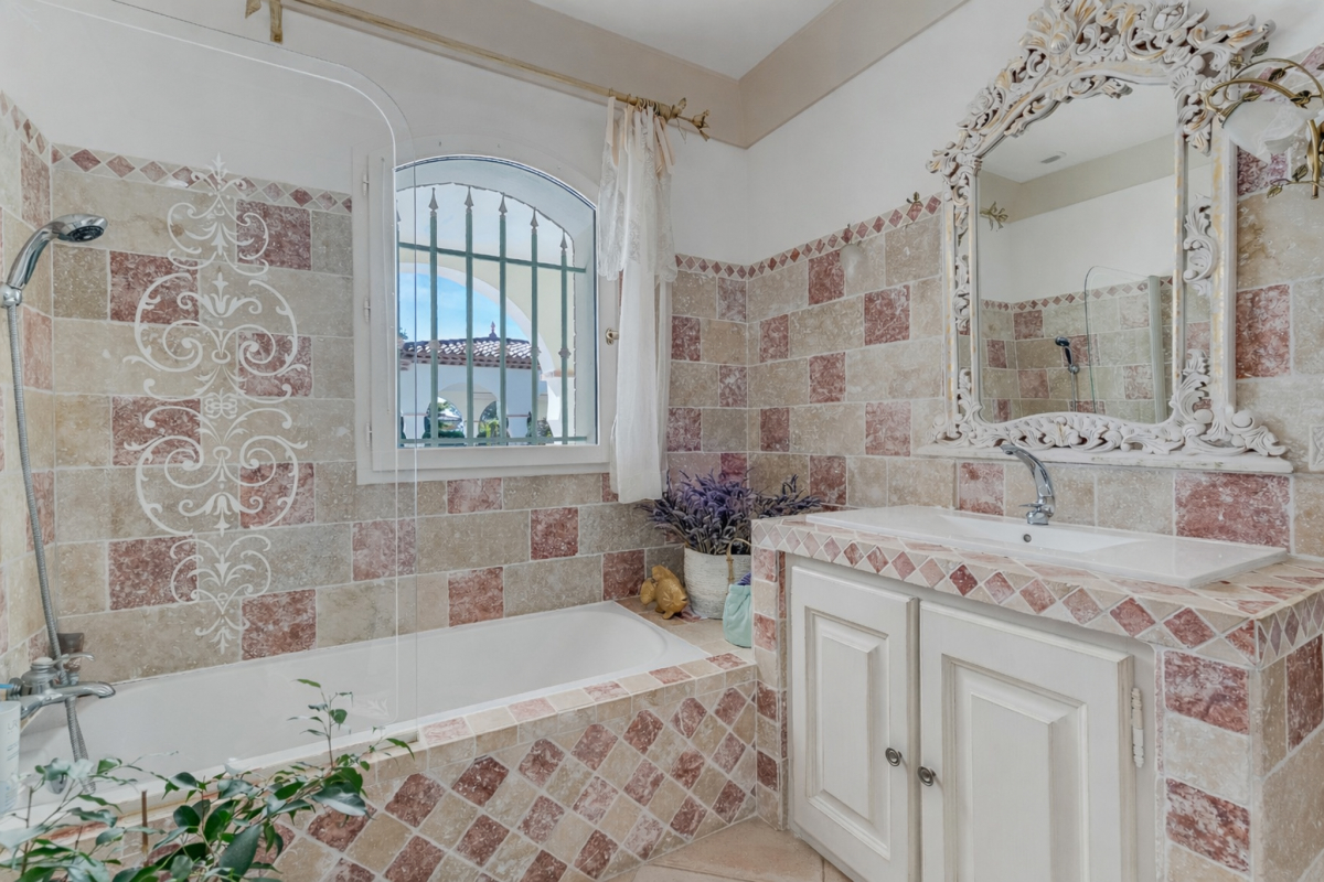 Maison de luxe à vendre à Roquebrune-sur-Argens, 2 590 000 €, Photo 7