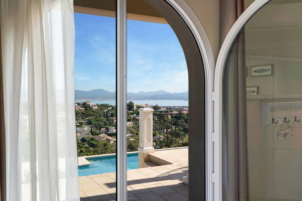 Luxury House for sale in Les Issambres, 1 890 000 €, Photo 7
