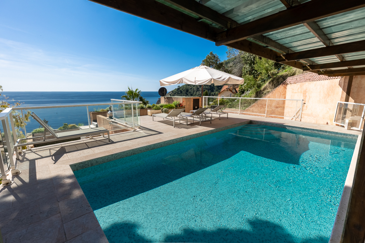 Maison de luxe à vendre à Èze, 2 800 000 €, Photo 1