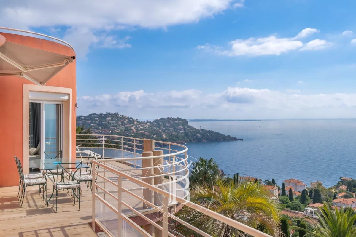Luxury House for sale in Théoule-sur-Mer, 2 750 000 €, Photo 1
