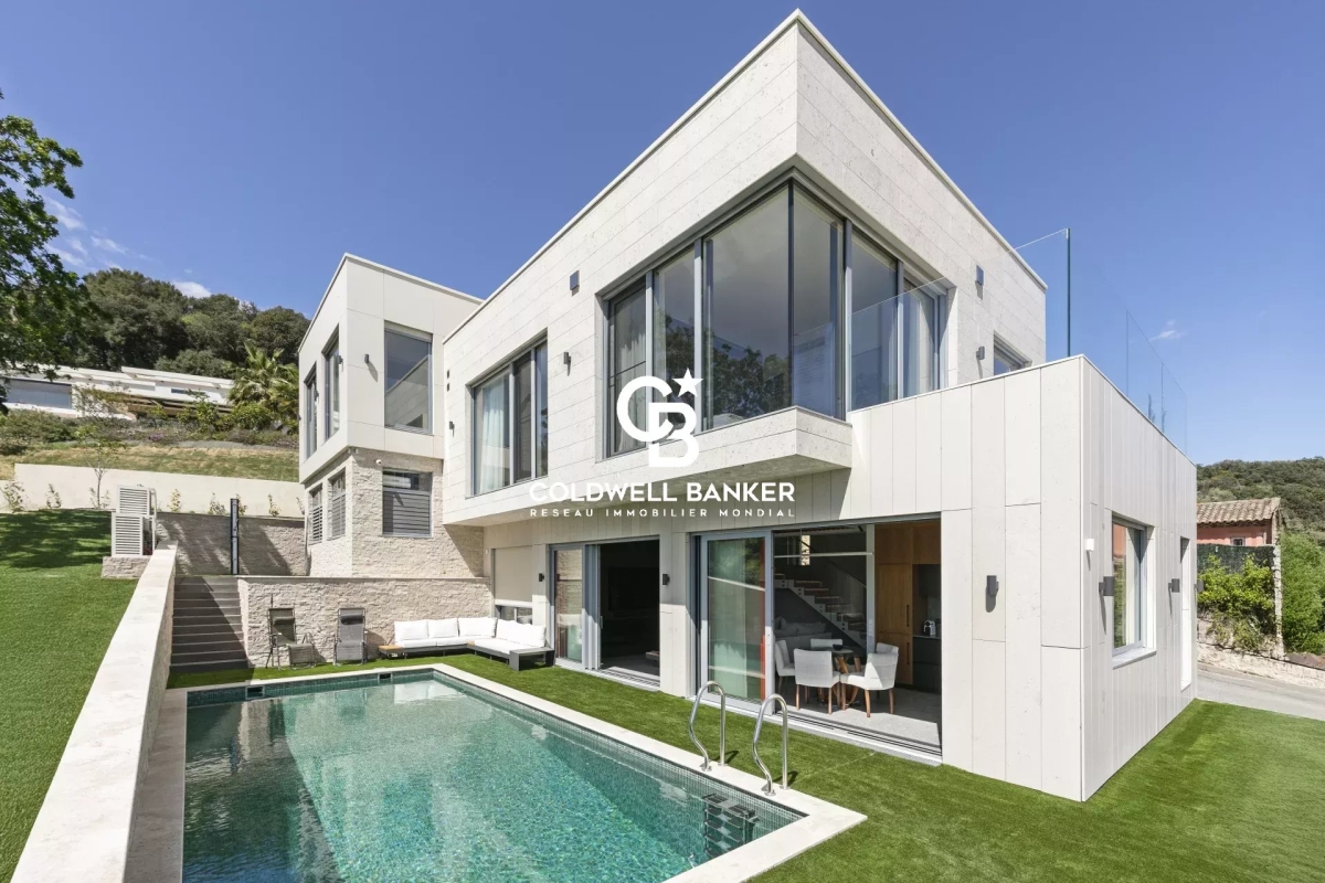 Luxury House for sale in Biot, 2 650 000 €, Photo 1