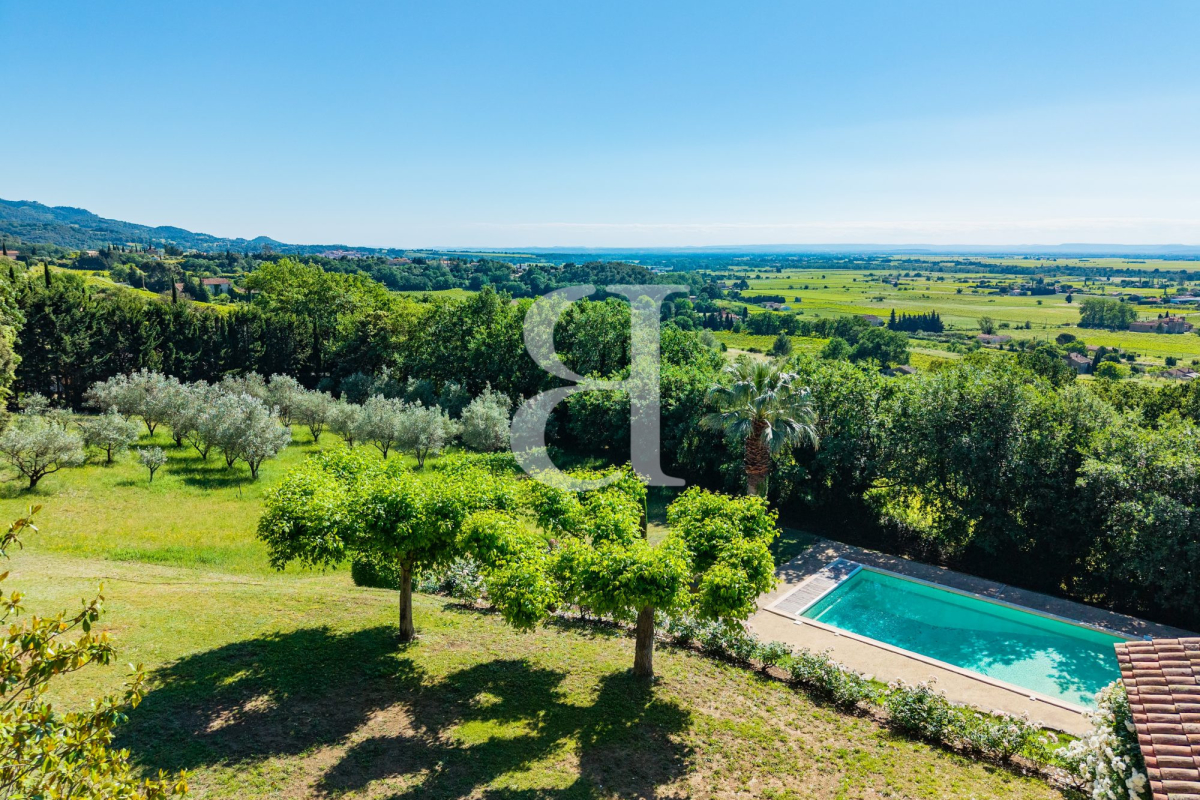 Maison de luxe à vendre à Vaison-la-Romaine, 879 000 €, Photo 2