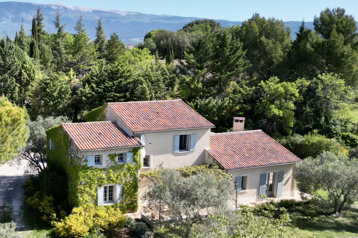 Luxury House for sale in Mormoiron, 780 000 €, Photo 1
