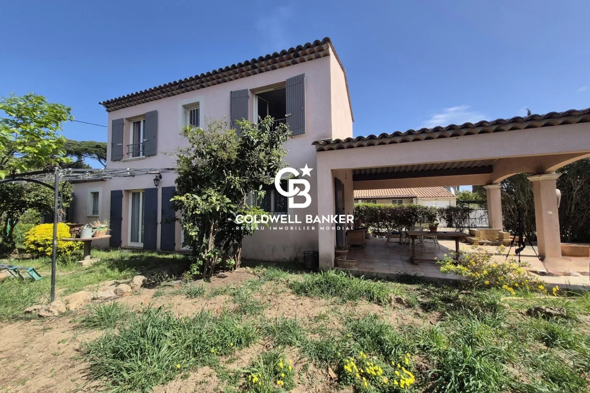 Luxury House for sale in Sainte-Maxime, 557 900 €, Photo 1
