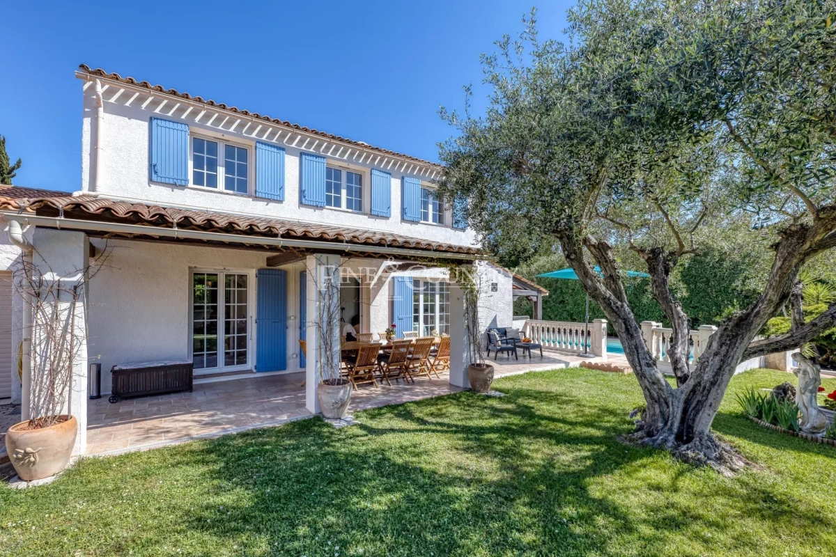 Maison de luxe à vendre à Mougins, 825 000 €, Photo 2