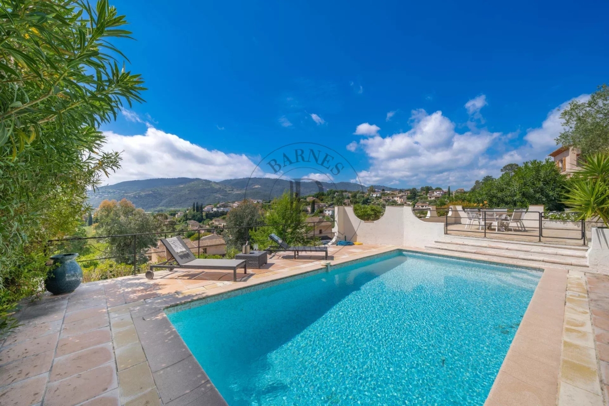 Maison de luxe à vendre à La Roquette-sur-Siagne, 670 000 €, Photo 3