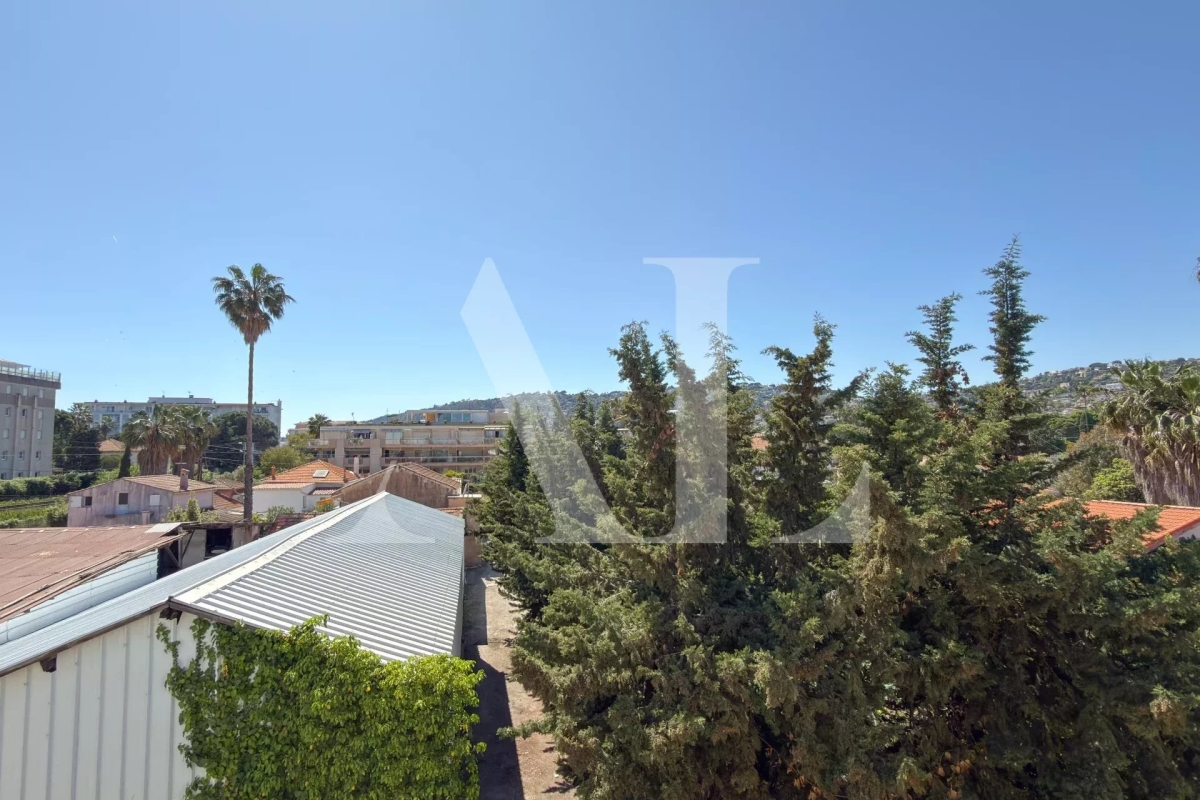 Appartement de luxe à vendre à Le Golfe Juan, 250 000 €, Photo 7