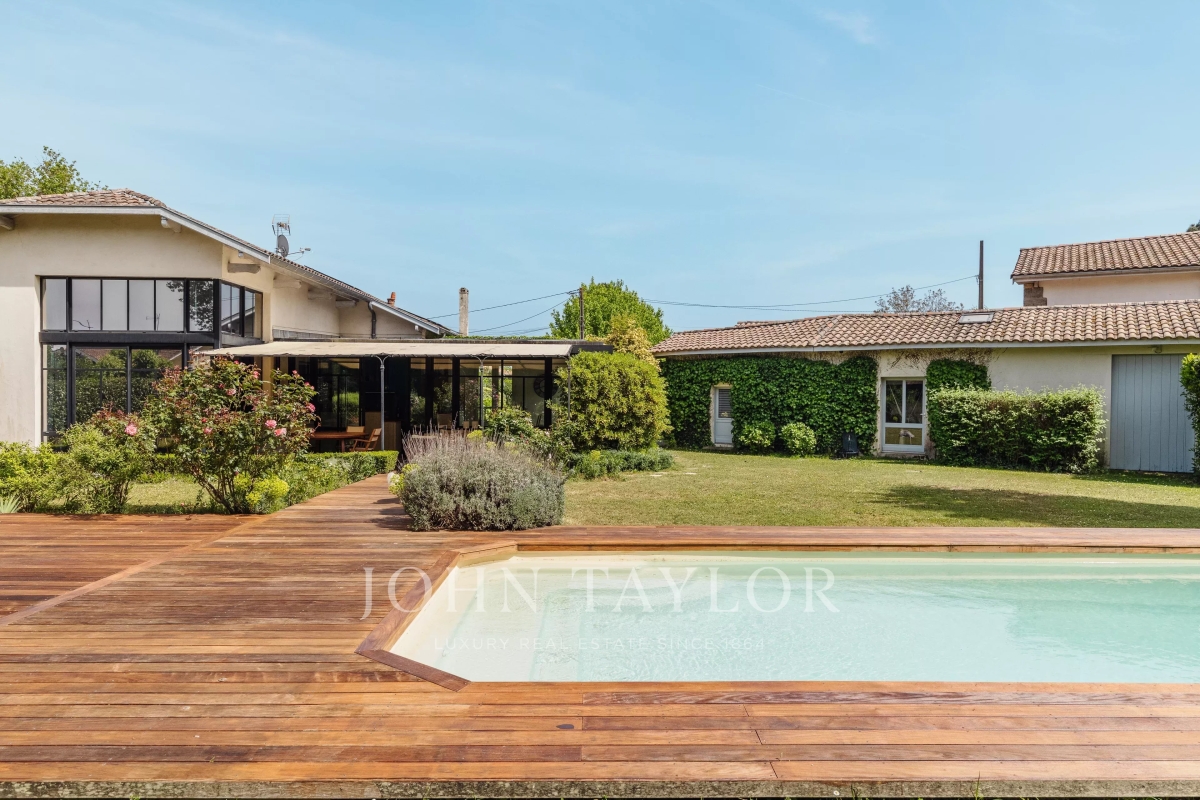 Luxury House for sale in Gradignan, 1 100 000 €, Photo 1