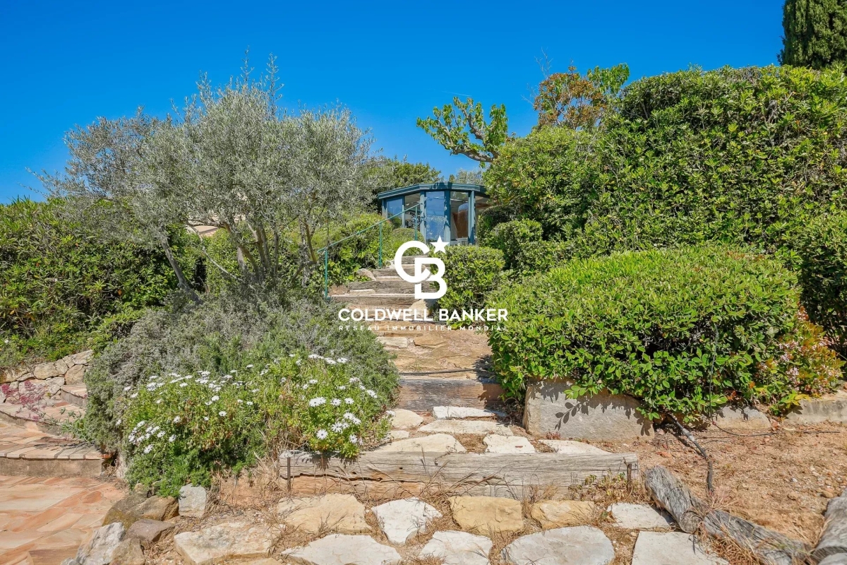 Maison de luxe à vendre à Carqueiranne, 1 595 000 €, Photo 2