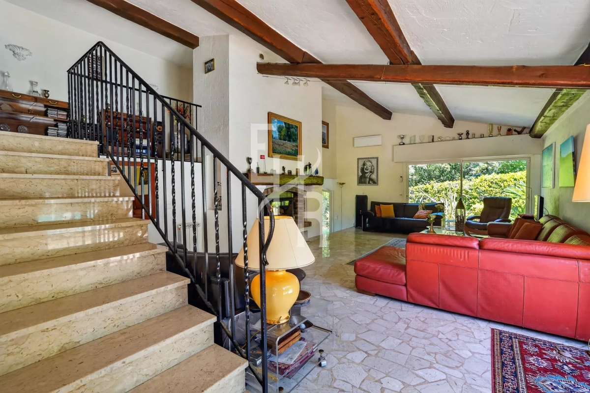 Luxury House for sale in Mougins, 1 375 000 €, Photo 6