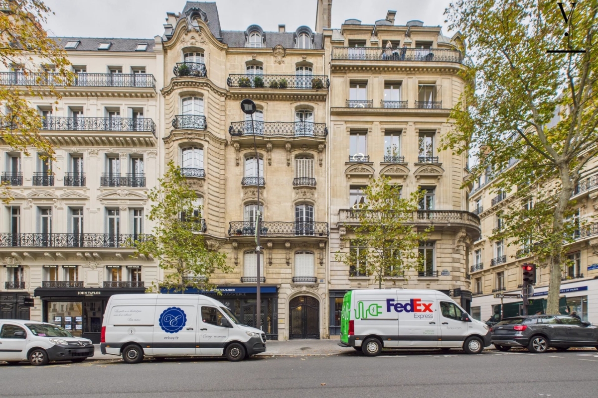 Luxury Apartment for sale in Paris 7Ème, 115 000 €, Photo 1